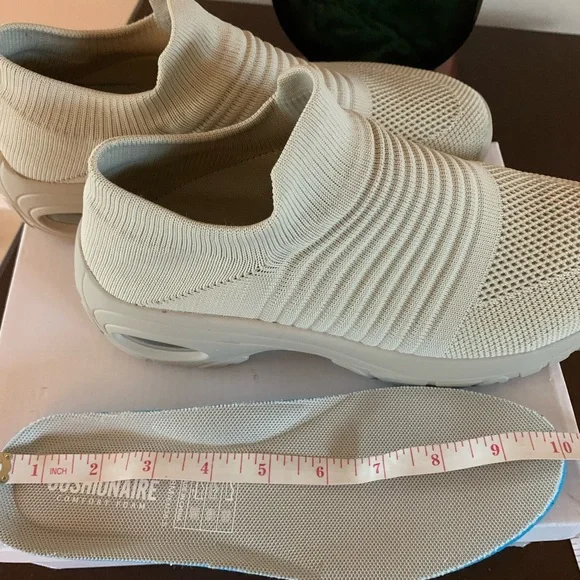 “Cushionaire” , shoes, size 8M - Picture 6 of 7